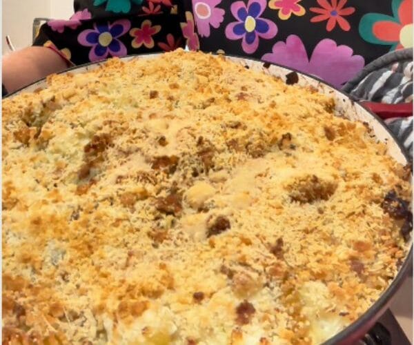 Carbonara Cauliflower Pasta Bake served