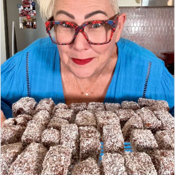 Lamingtons Lamingtons plated
