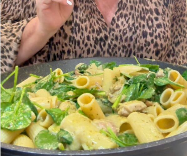 pesto chicken pasta cooked