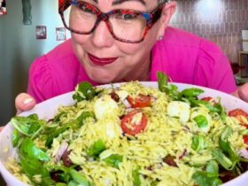 Mediterranean Risoni Salad in bowl