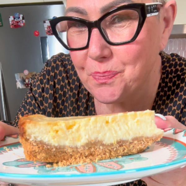 cheesecake served