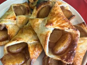 apple danishes served