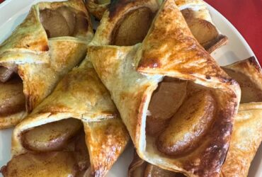 apple danishes served