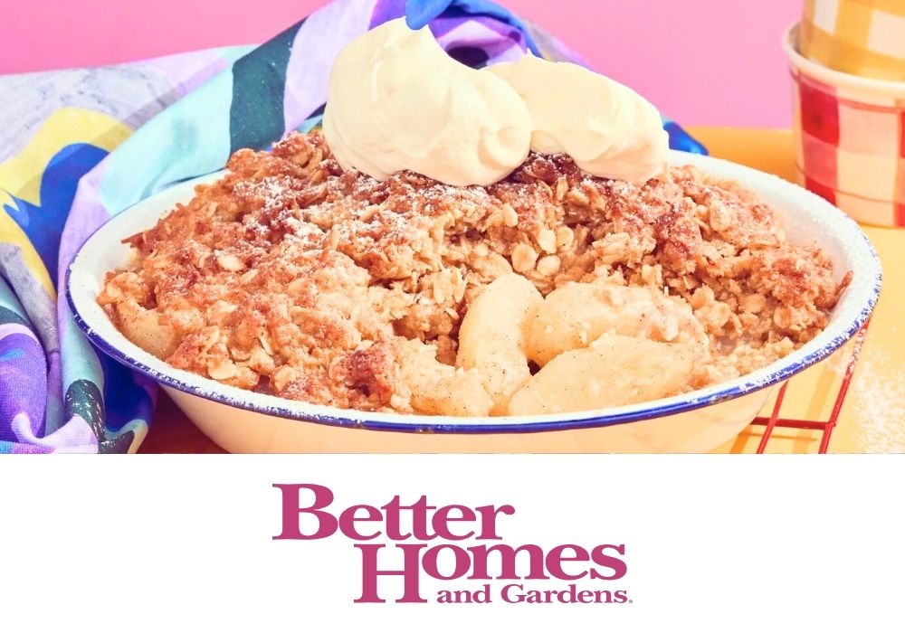 air fryer apple crumble served cooked by Steph De Sousa