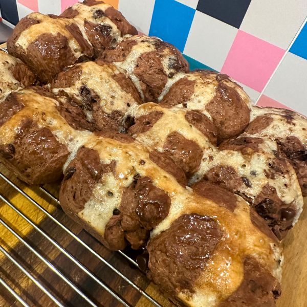 Choc Chip Hot Cross Buns Choc Chip Hot Cross Buns on cooling tray