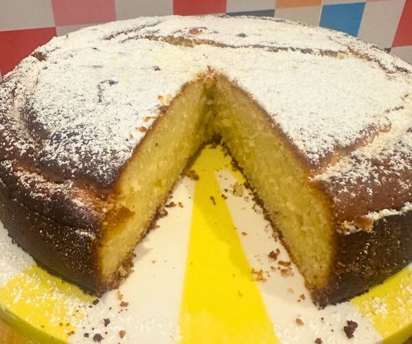 Lemon Cottage Cheese Cake cut