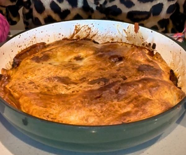 Butter Chicken Pie in pot