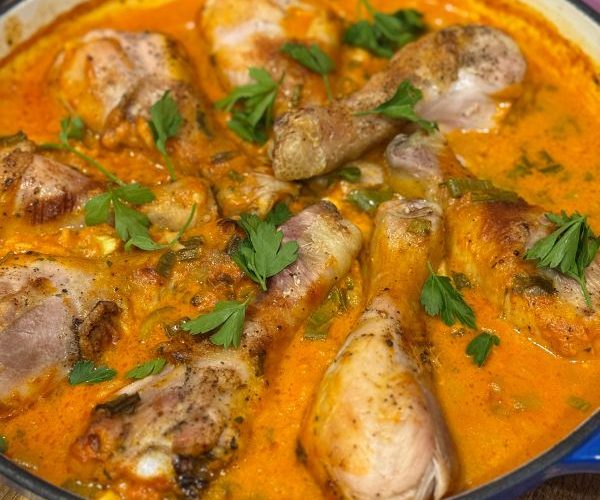 Chicken Curry with Drumsticks served in dish